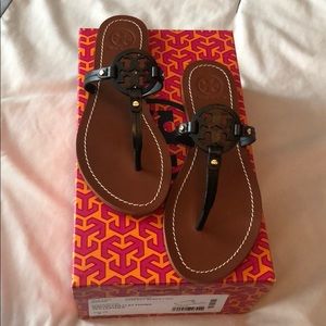 NIB Tory Burch Mini Miller Sandal Size 7 Black